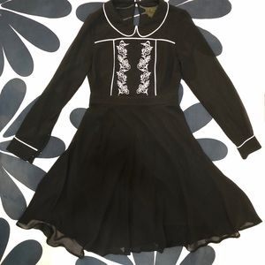 Delicate floral black dress